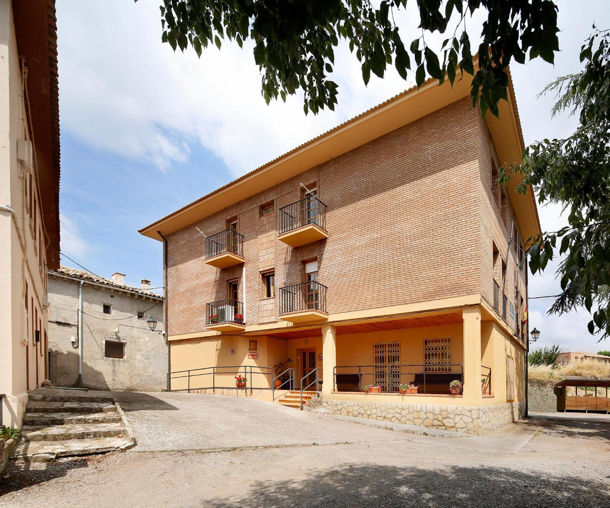 Albergue Sierra De Arbe Naval Luaran gambar