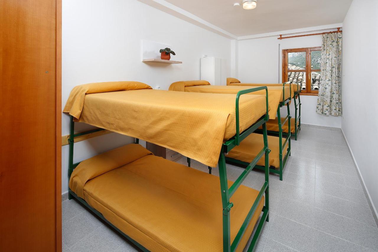 Albergue Sierra De Arbe Naval Luaran gambar